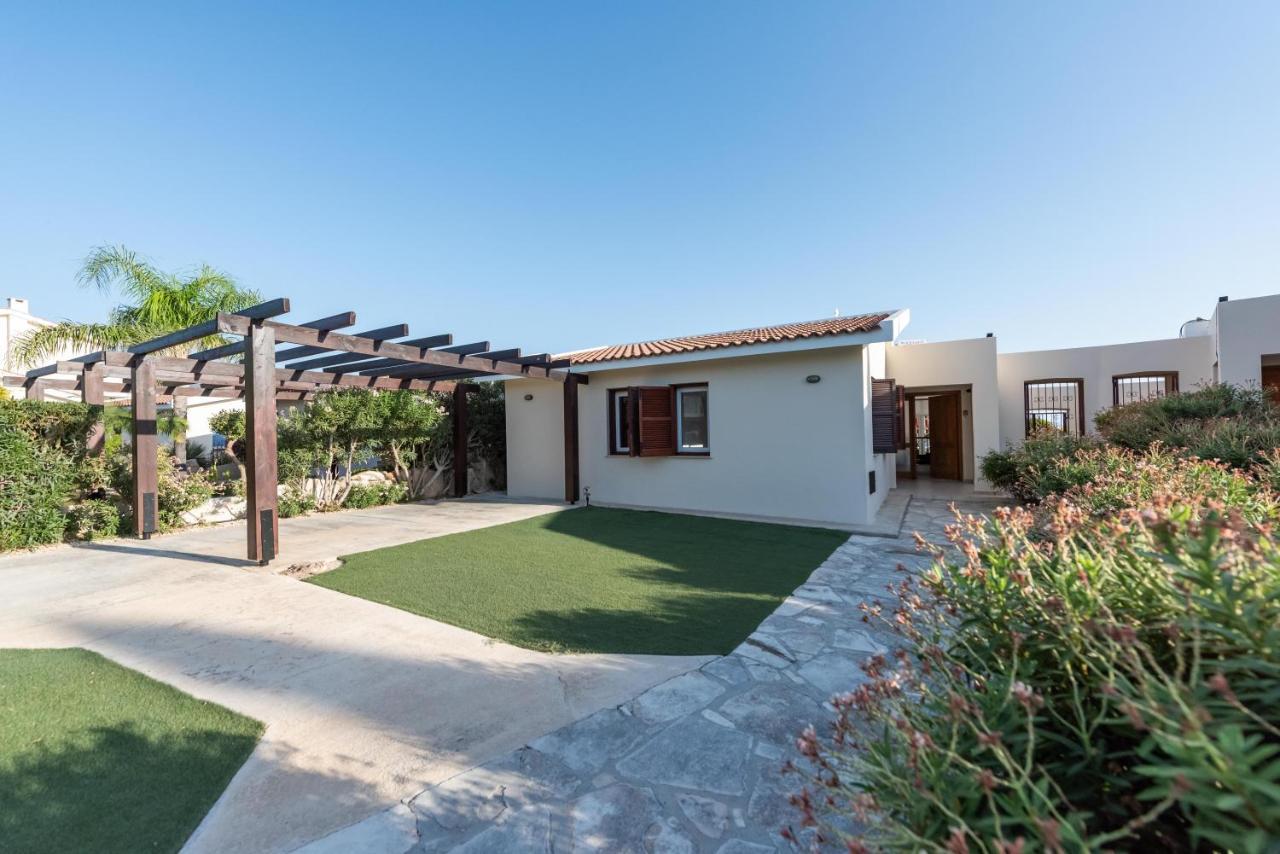 Villa Marina Sunrise By Ezoria Villas Coral Bay Ngoại thất bức ảnh