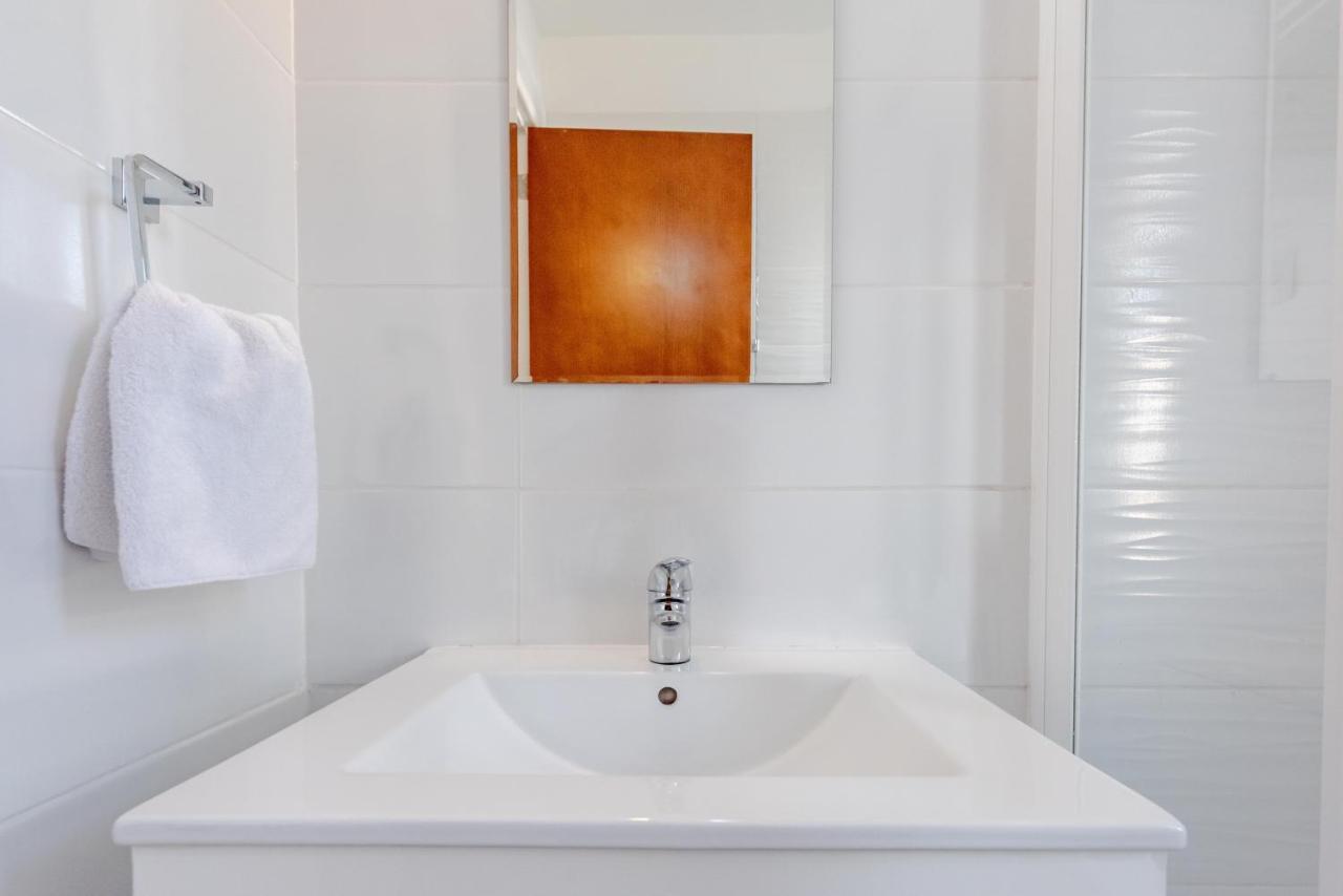 Villa Marina Sunrise By Ezoria Villas Coral Bay Ngoại thất bức ảnh