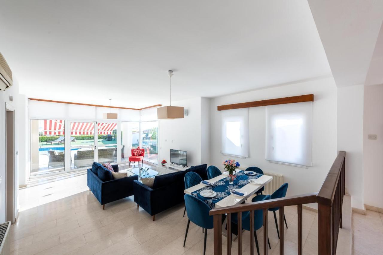Villa Marina Sunrise By Ezoria Villas Coral Bay Ngoại thất bức ảnh